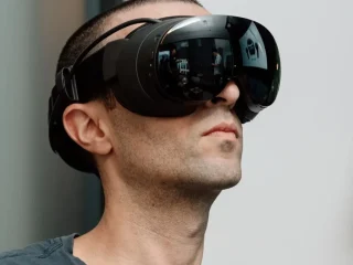 هدست Steam Frame شرکت Valve بسیار به زمان عرضه نزدیک شده است